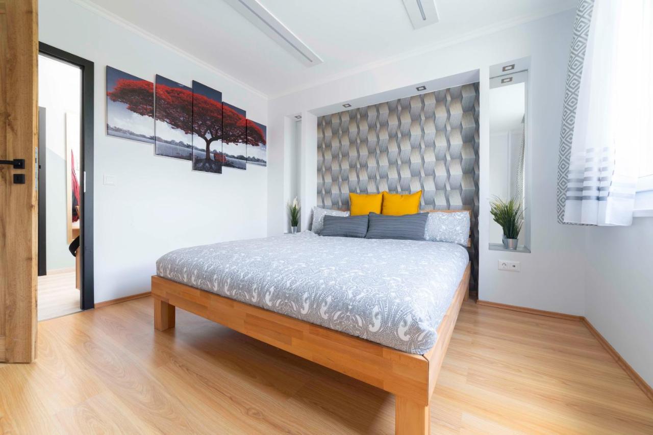 Comfort 66 - Real-Life 3-Room Family Stay With 4 Beds ميسكولك المظهر الخارجي الصورة